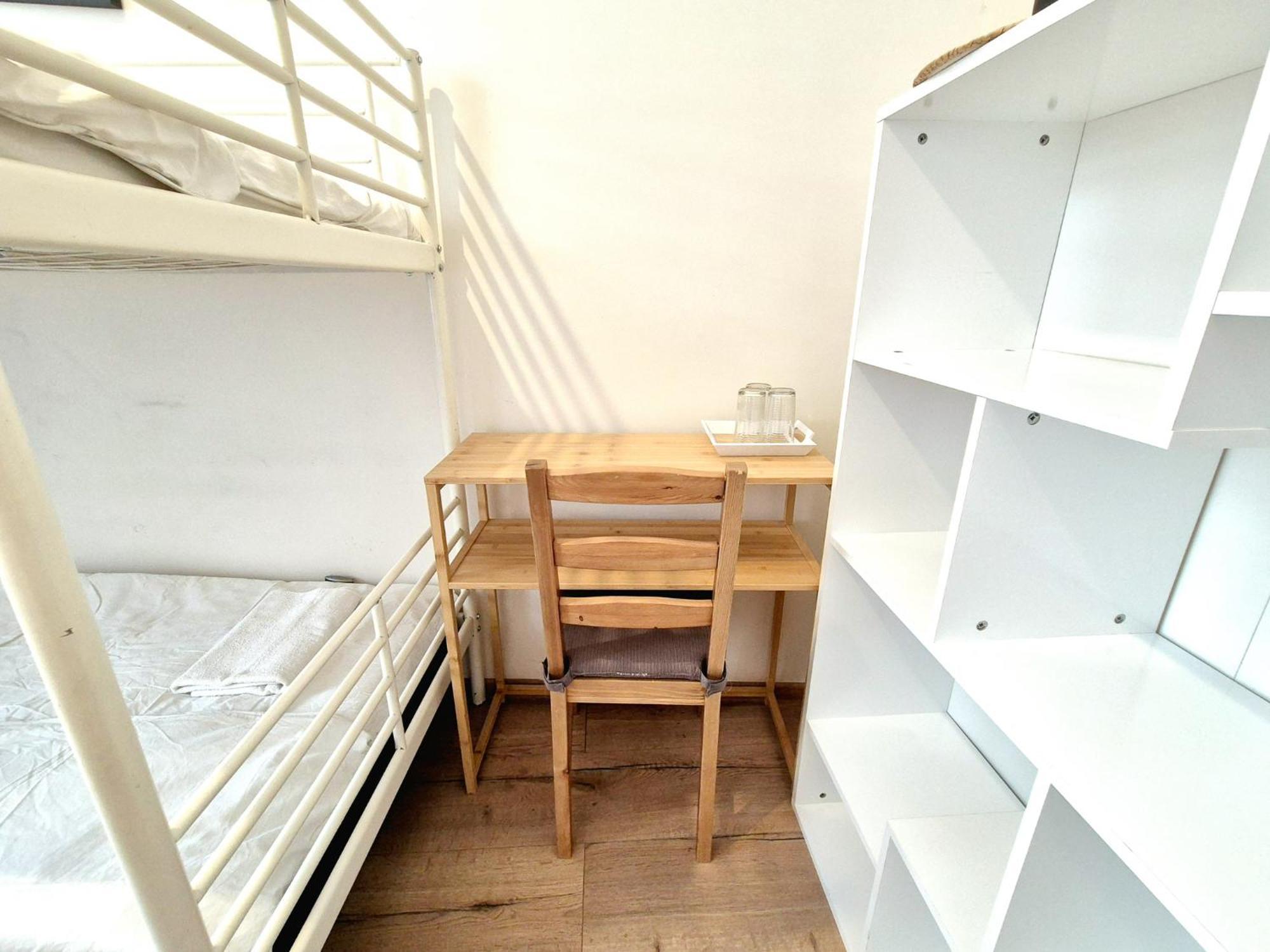 Pini Hostel - Przytulne Pokoje W Centrum Krakowa Экстерьер фото